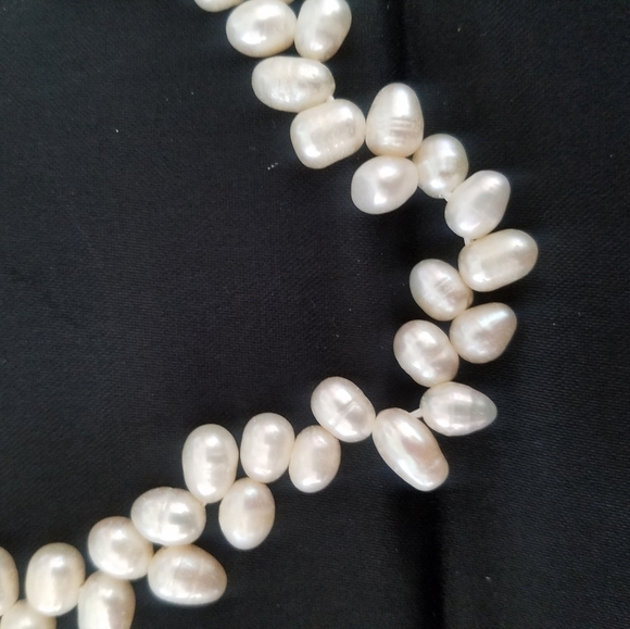 14k white Fresh Water Pearl Necklace - Picture 4 of 8